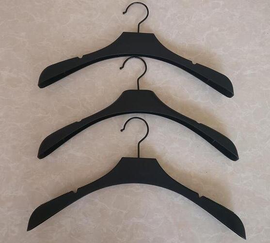 HANGER
